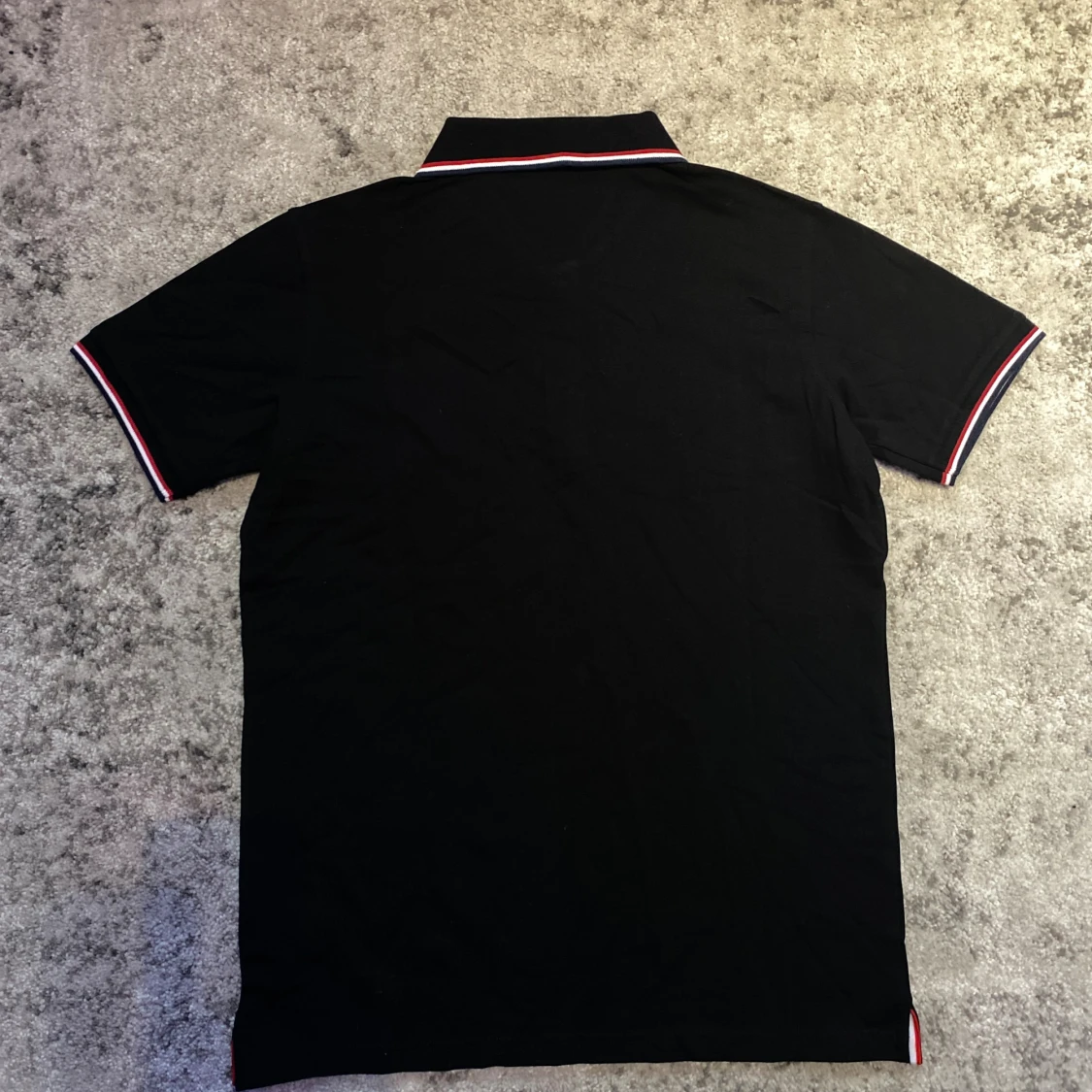 Svart moncler piké  - 3