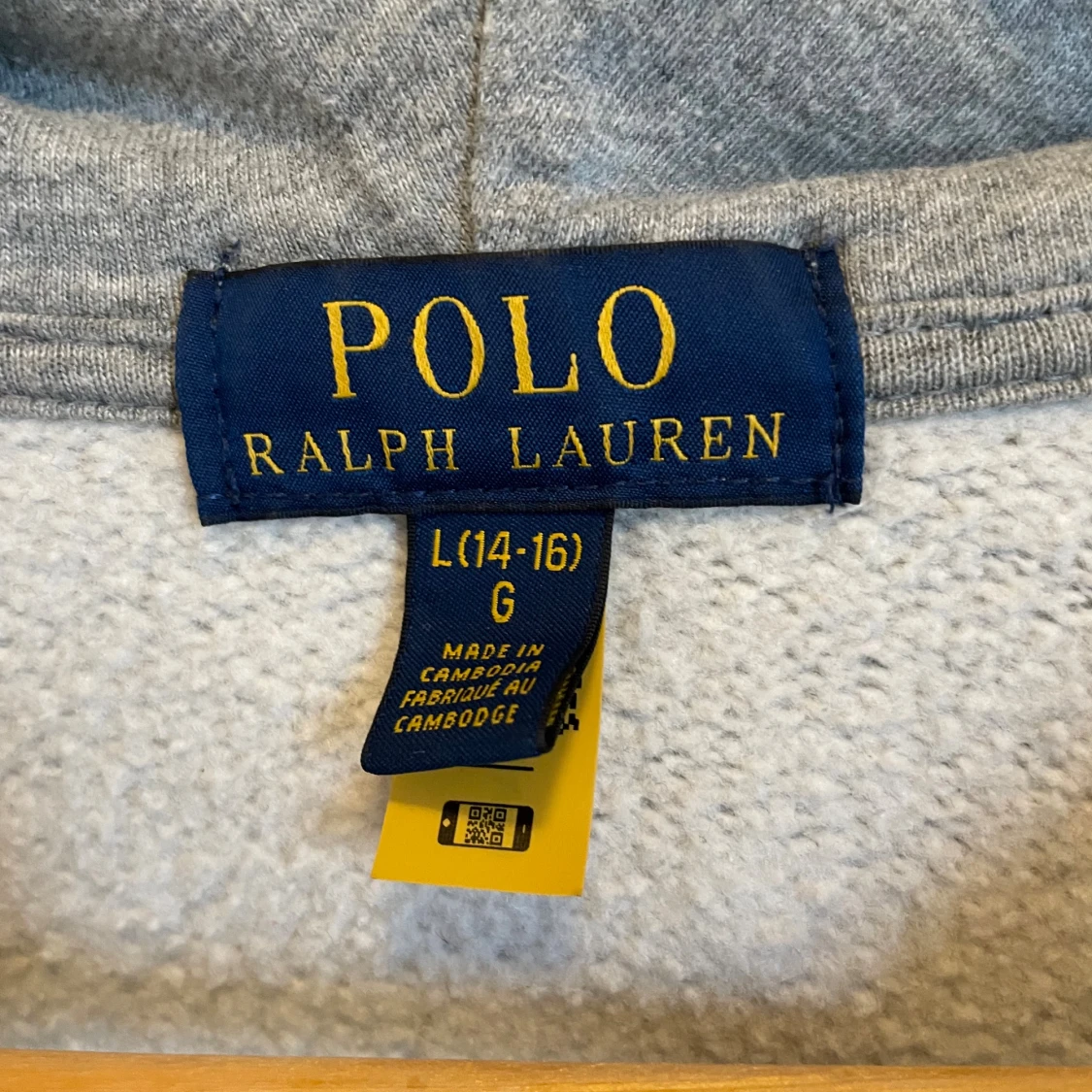 Grå hoodie från Polo Ralph Lauren - 1