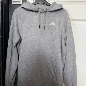 Nike Hoodie  - Jätte fin nike hoodie i storlek S💕 Skriv för mer info💕