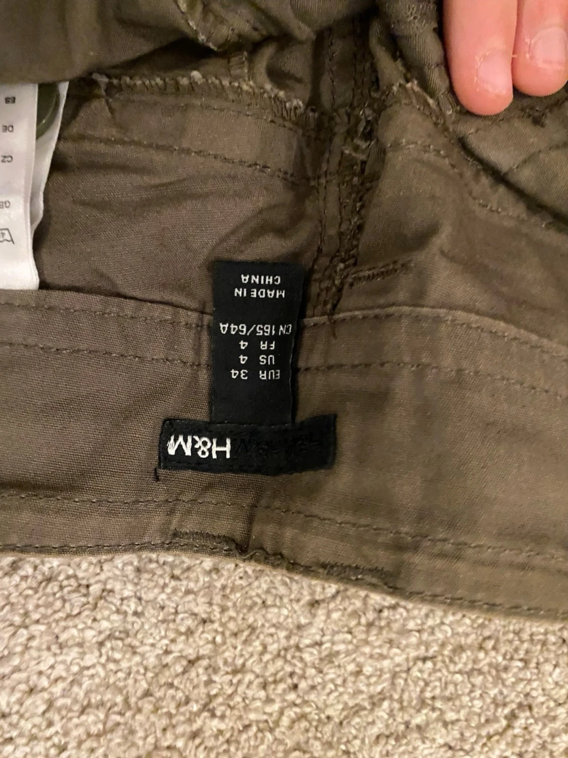 Två par shorts från H&M, strl 34 - 1