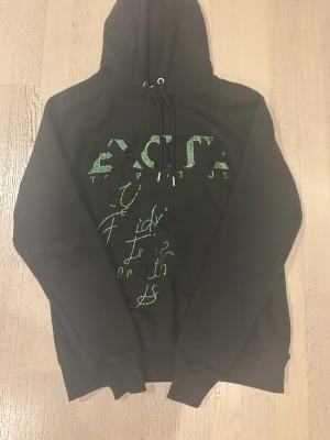 Excite hoodie🤩 -  Riktigt fet Excite hoodie i fint skick | size S | färg svart | 