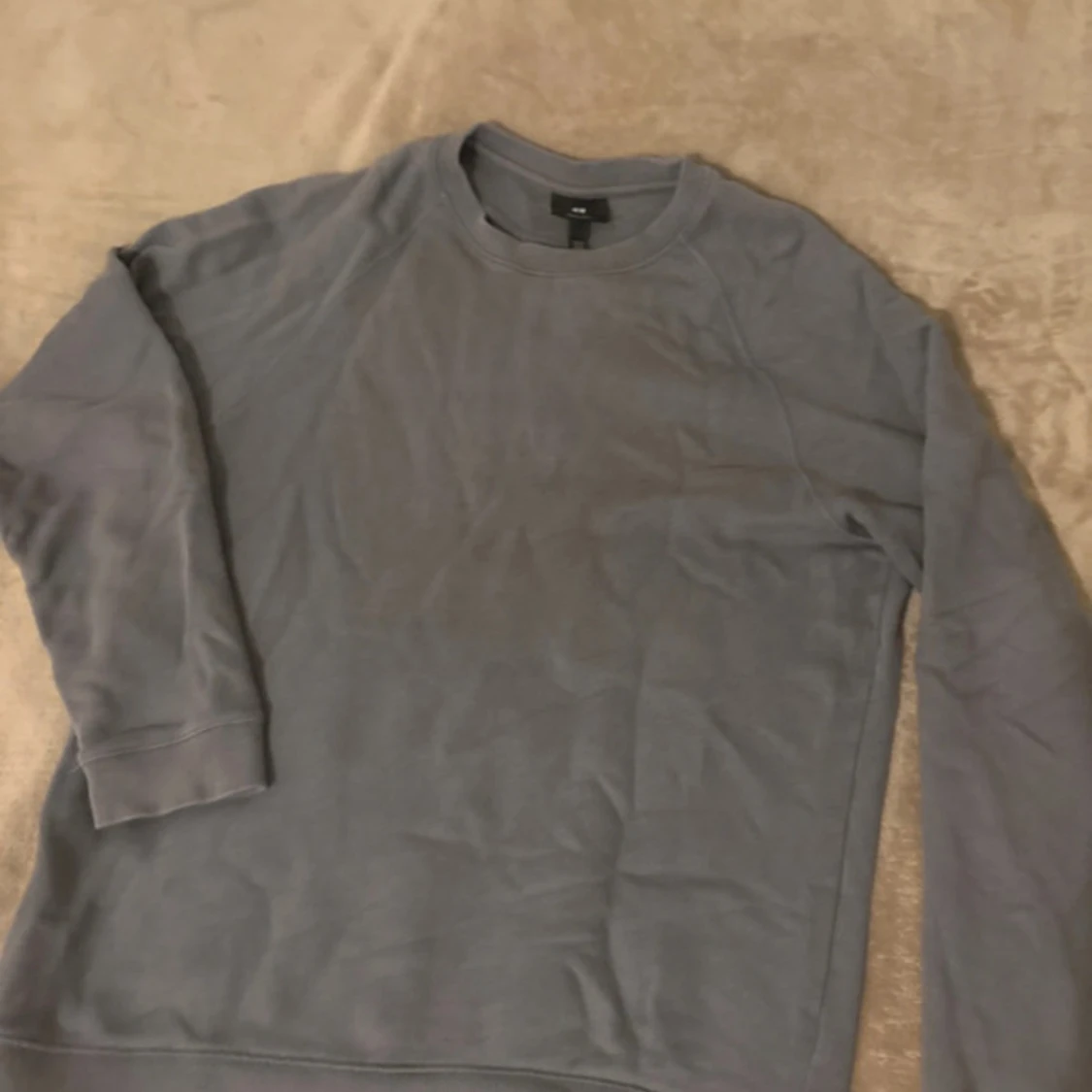 Grå sweatshirt från H&M - 2