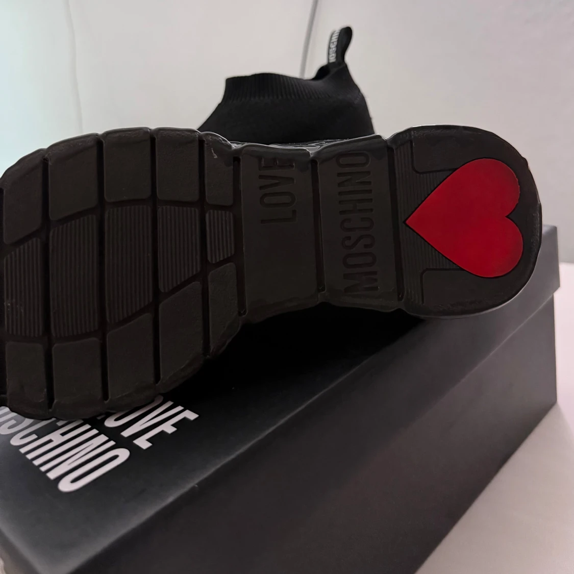 Svarta sneakers från Love Moschino - 1