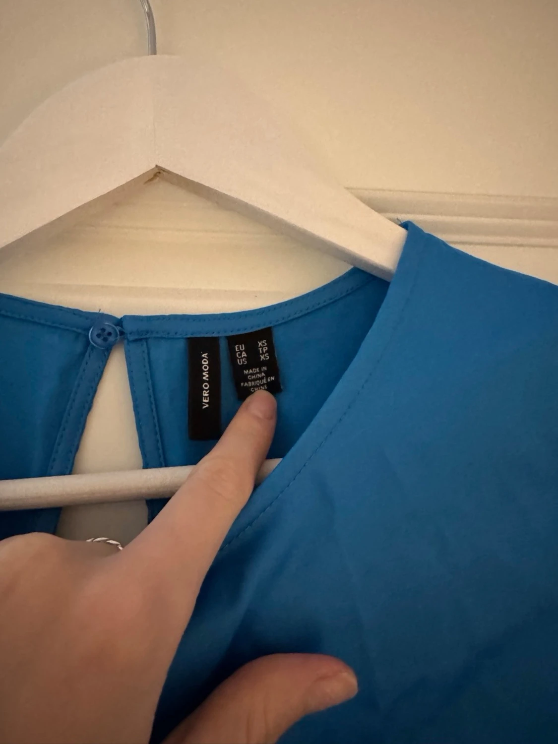 Blå omlott blus från Vero Moda - 2