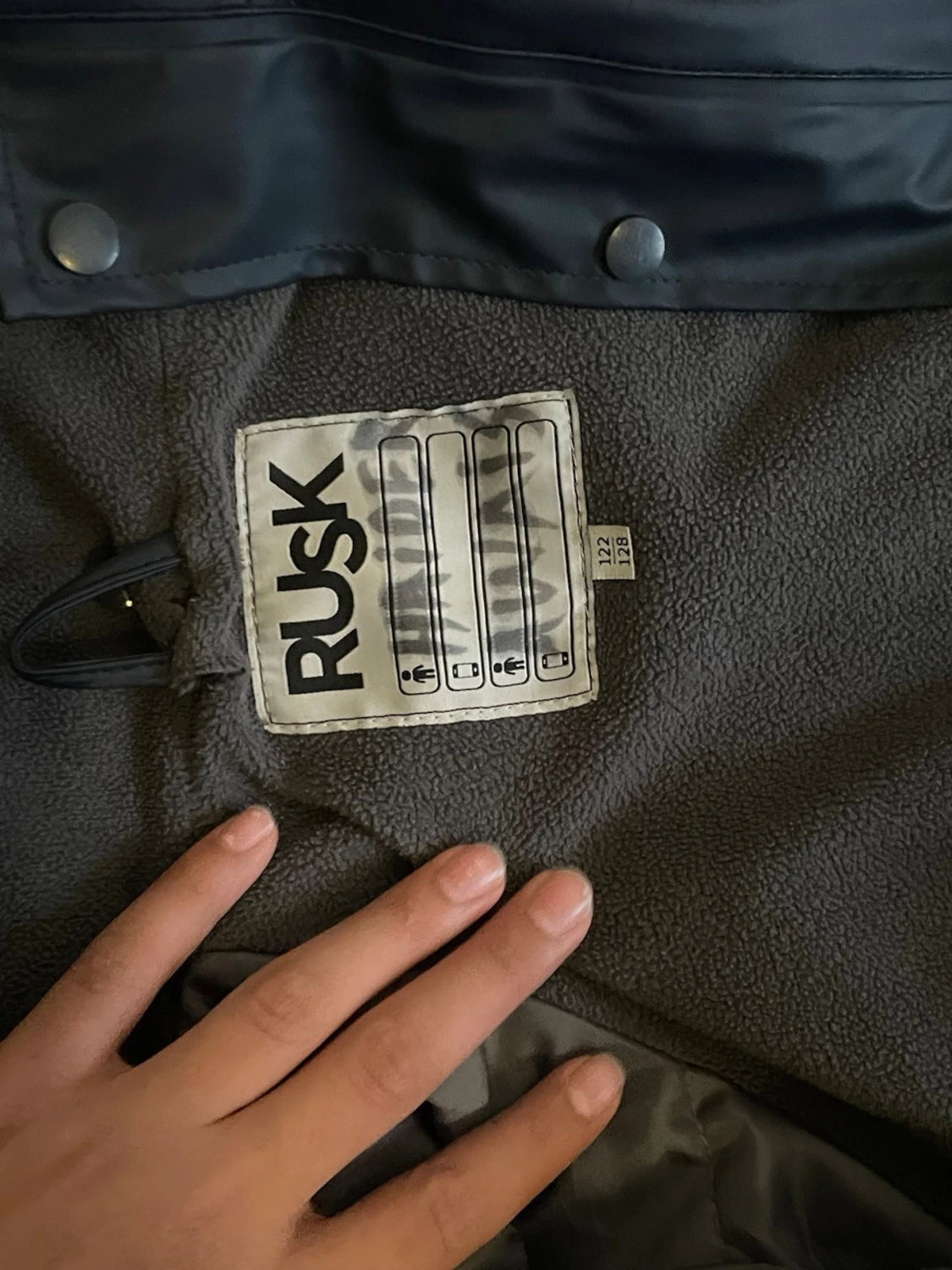 Svarta täckbyxor med reflexdetaljer - 5