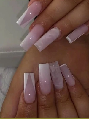 💖Handgjorda lösnaglar - RESERVERAD. Långa ljusrosa naglar.