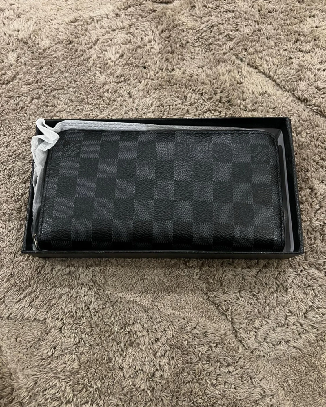  svart rutig plånbok