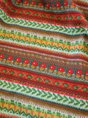 Unika vintage midjekjol XS - Färgglad långkjol med blommigt och randigt mönster i rött, grönt, gult och brunt. Köpt vintage, men för liten för mig. Finare i verkligheten! :)