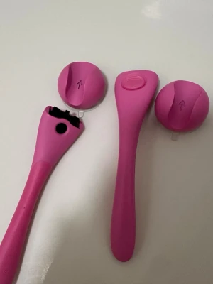 Estrid rakhyvel  - Estrid Rosa rakhyvel. 1 för 70kr eller båda för 140kr