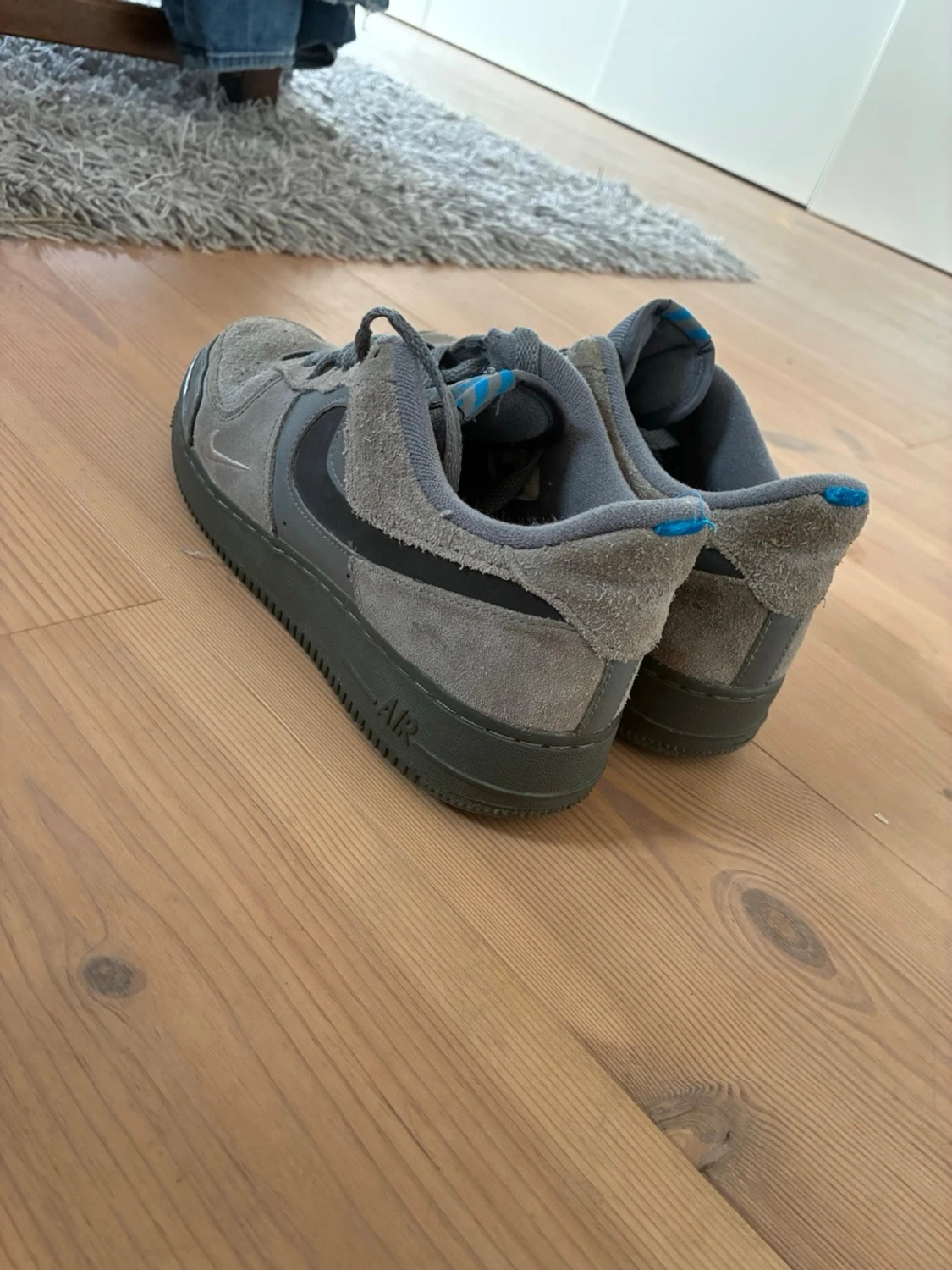 Grå Nike Air Force 1 mockasneakers - 2