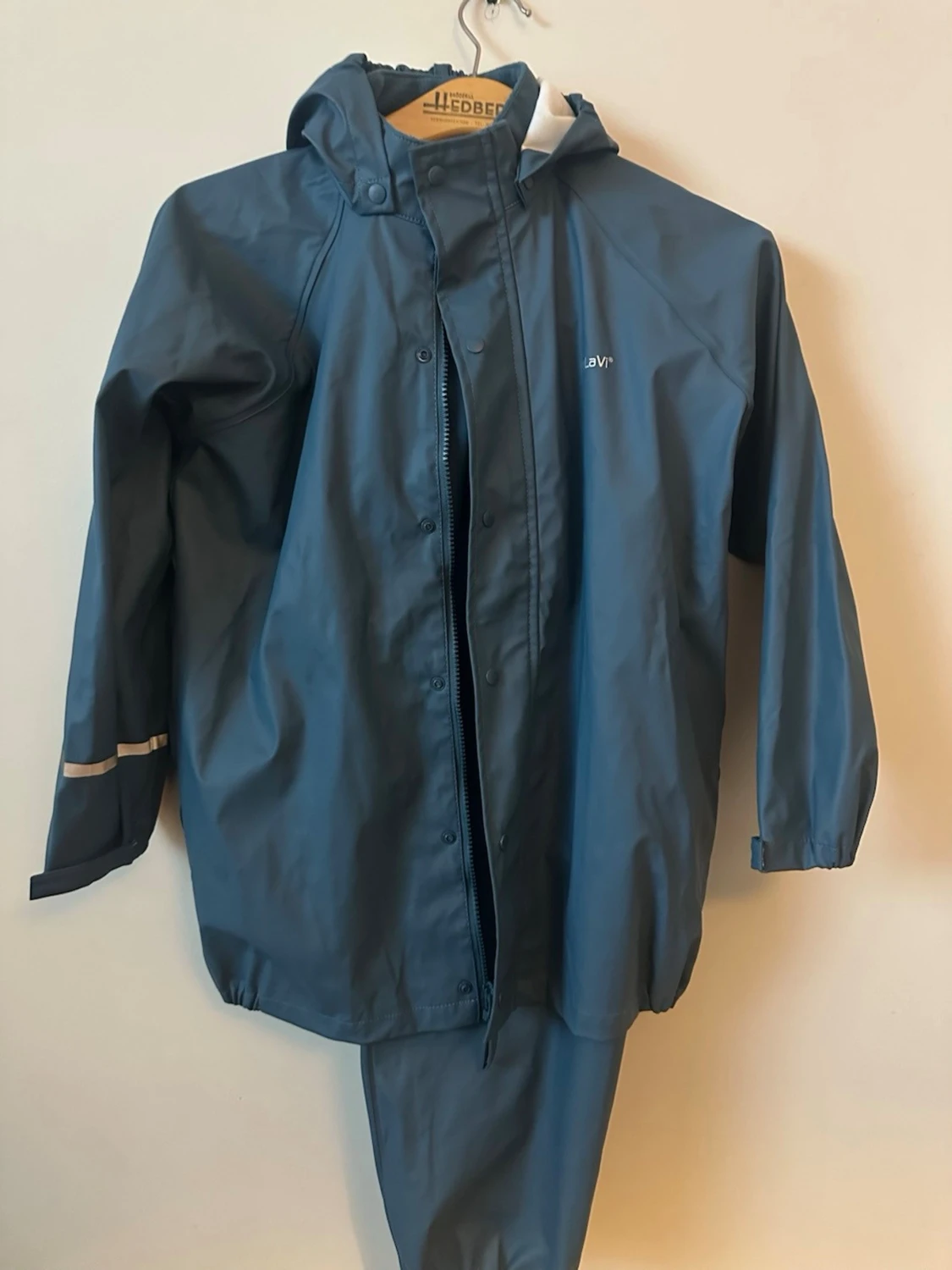 Blå regnjacka från Lavi