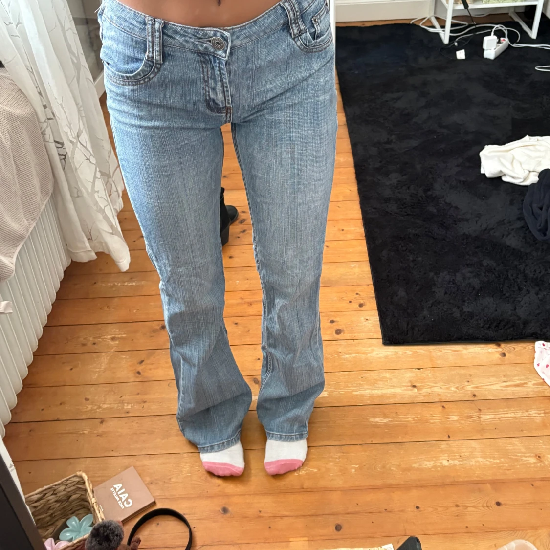Ljusblå bootcut jeans från Zero Jeans