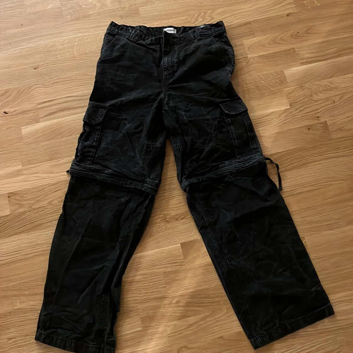 Svarta cargopants med avtagbara ben