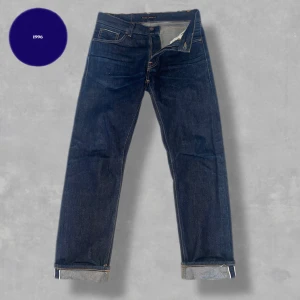 Nudie Selvedge Jeans  - Säljer nu dessa grymt snygga jeans från Nudie ! Jeansen är i nyskick och kommer bara bli snyggare när man bär dem. | Storlek 29/32. | Nypris: 3 200. | Skriv vid funderingar!