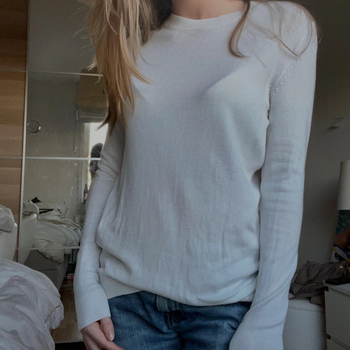 Finstickad vit långärmad tröja - 4