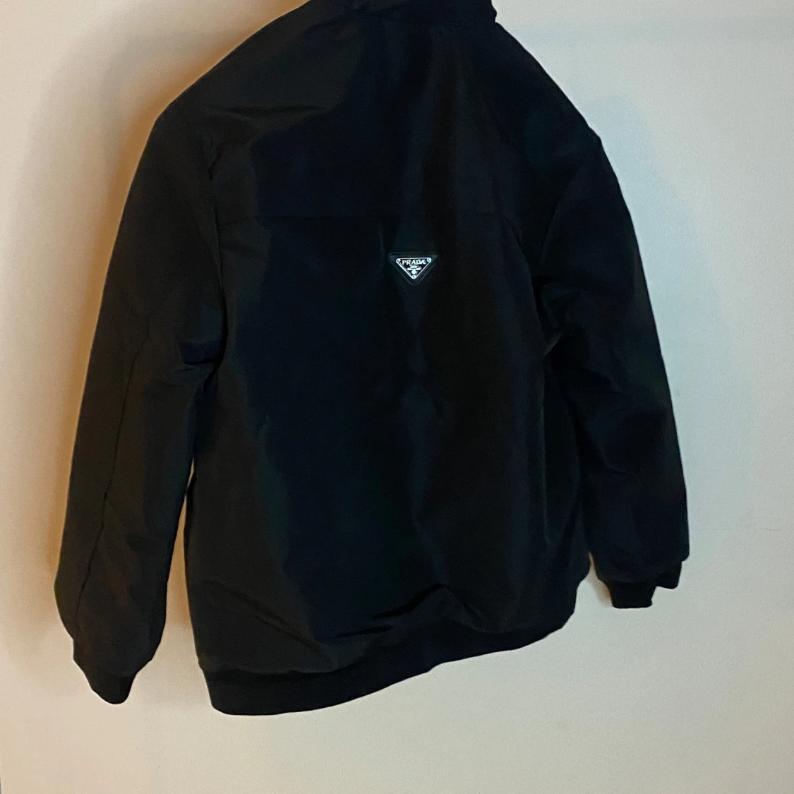 Svart bomberjacka från Prada - 1