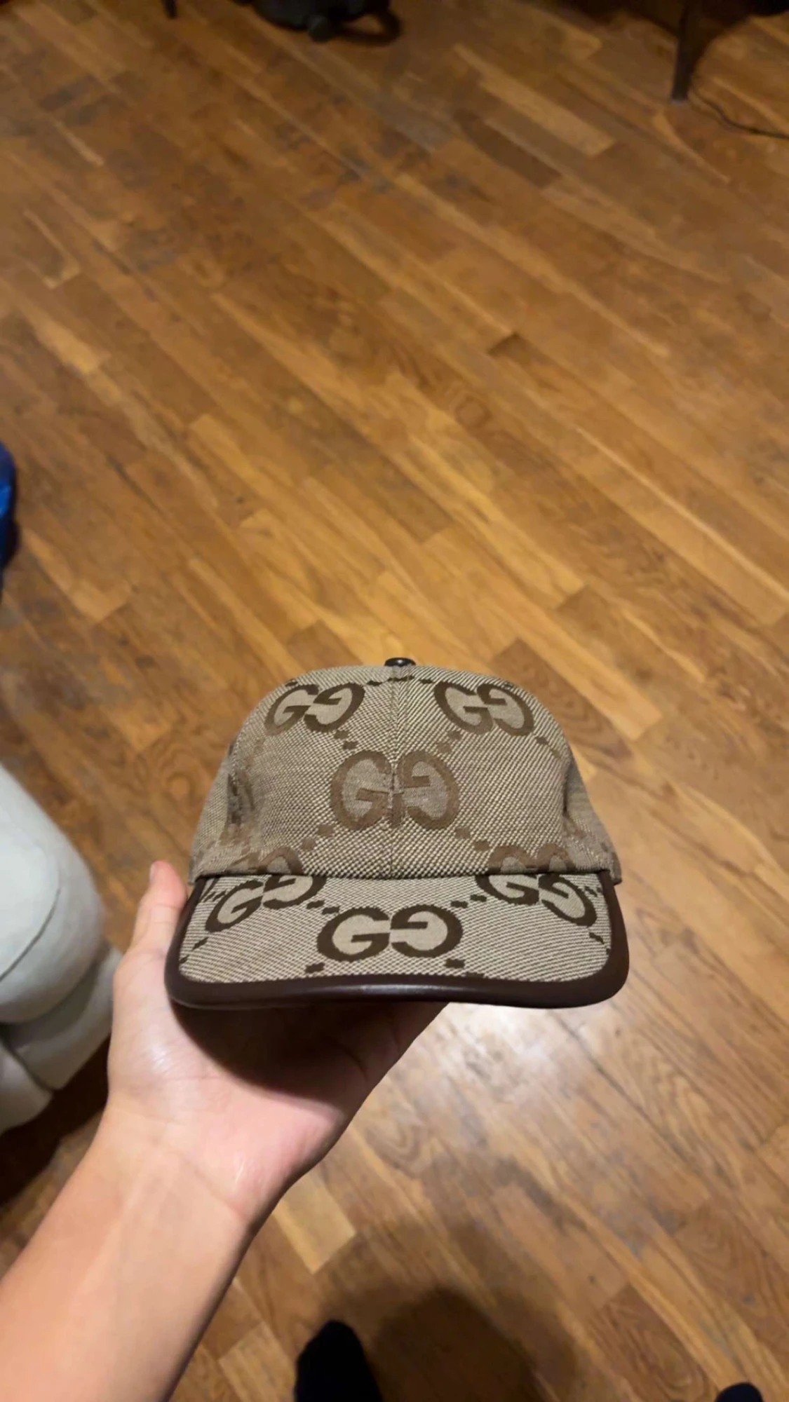 Beige Gucci keps med GG-mönster - 5