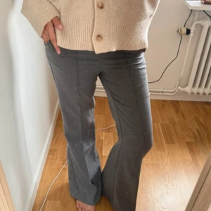 Kostymbyxor  - Jättefina kostymbyxor från Gina! Använda en gång
