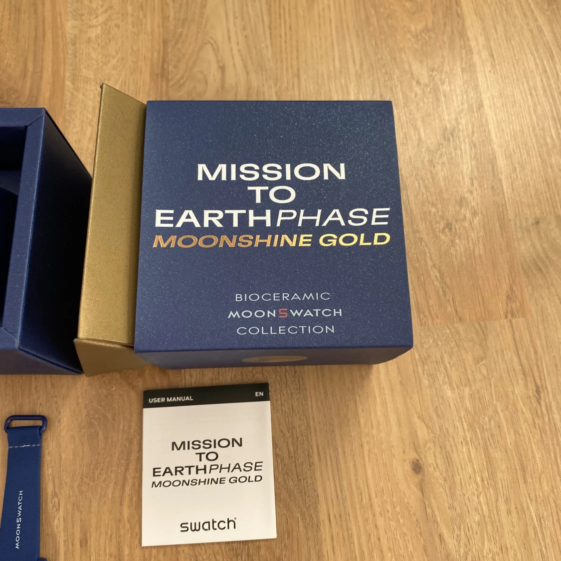 Omega x Swatch MoonSwatch Earthphase Moonshine Golf - 2