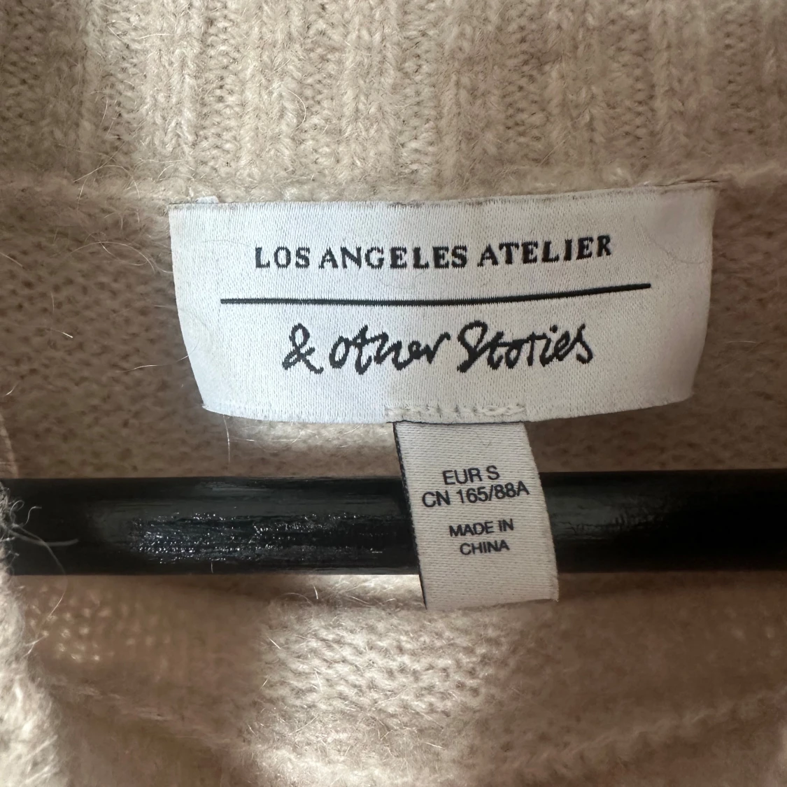 Beige stickad tröja & Other Stories - 2