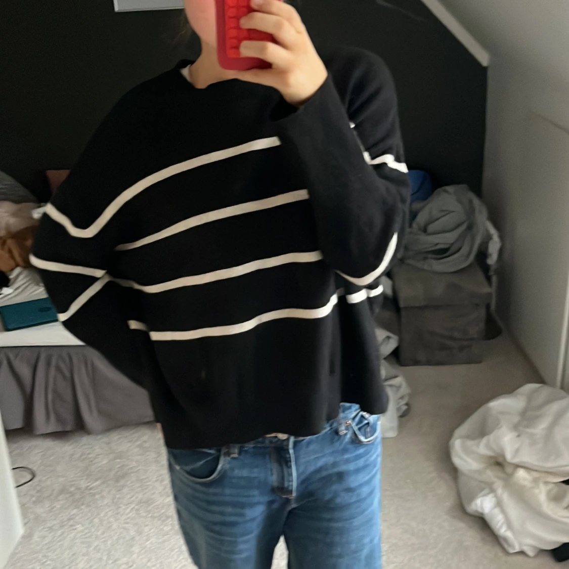 Svart randig stickad tröja - 1