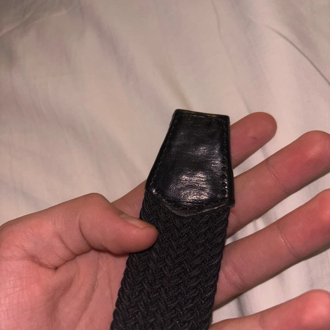 Svart flätat bälte med silverfärgat spänne - 1