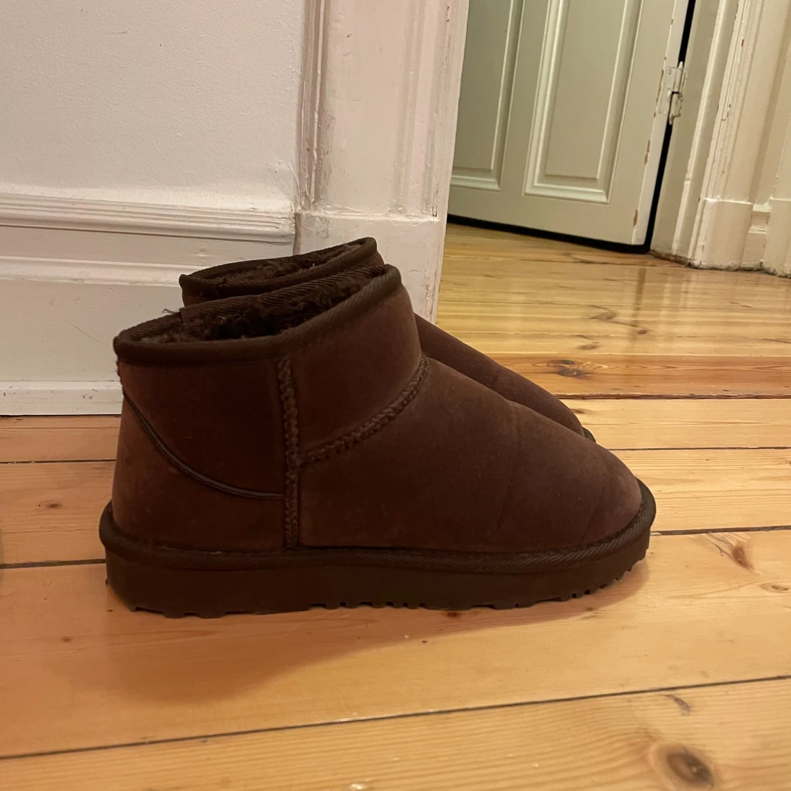 Mörkbruna Nelly-”uggs” - 2