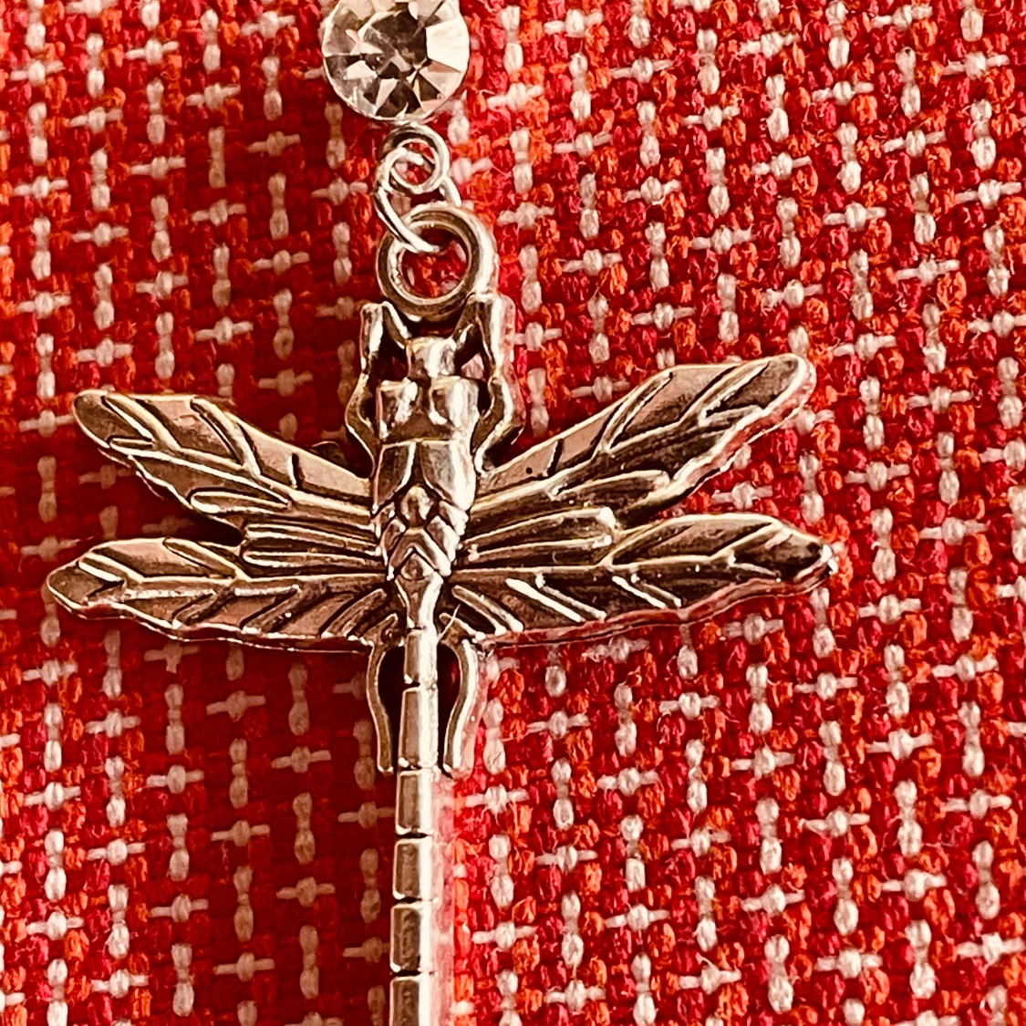 By prisförslag- 1 st Silverfärgat örhänge med trollslända och diamant - 2