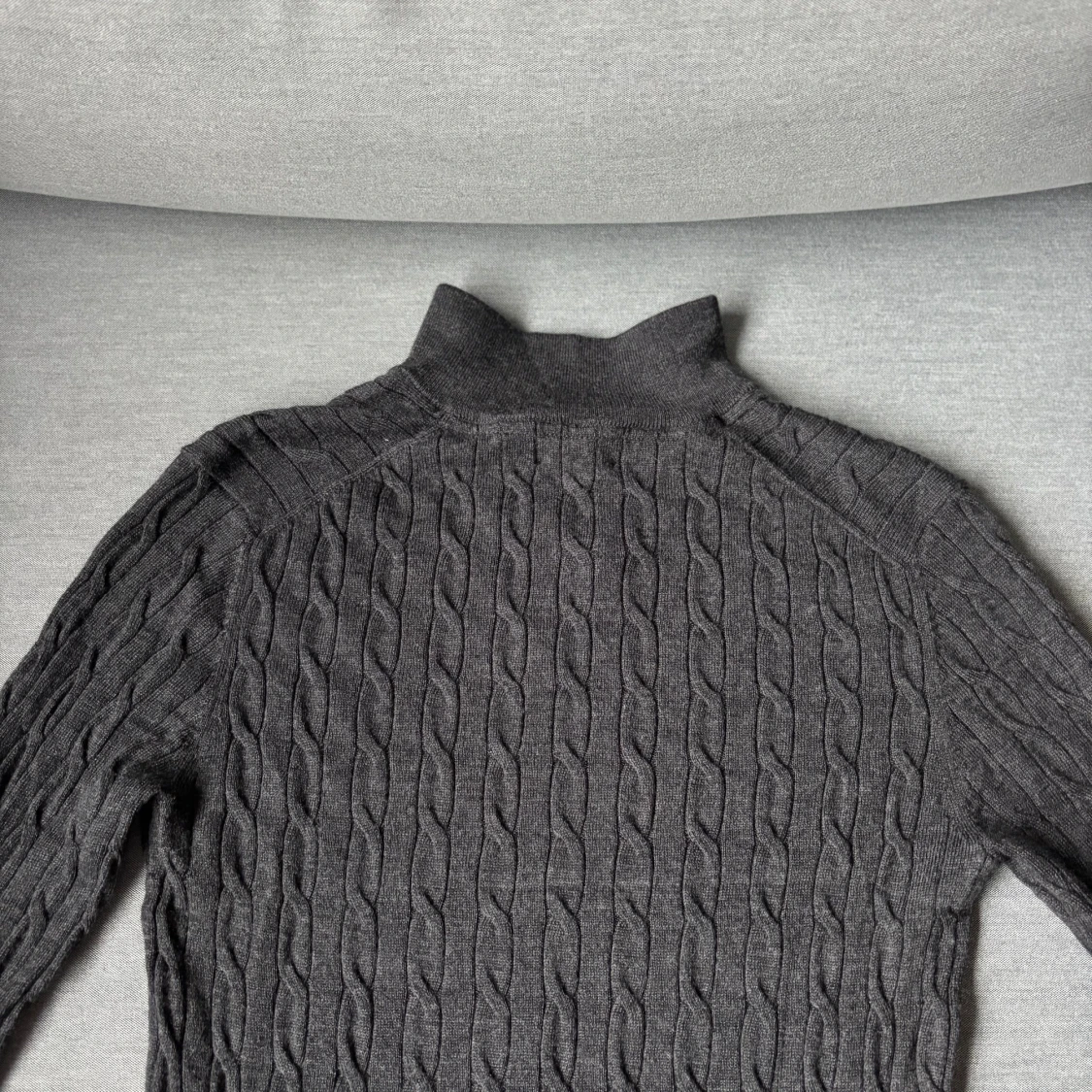 Mörkgrå stickad half zip från Morris - 2