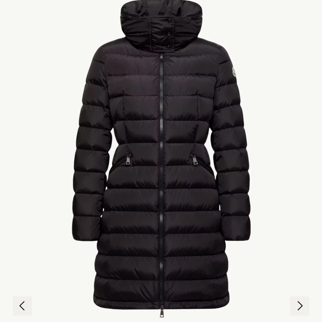 Svart lång dunjacka från Moncler