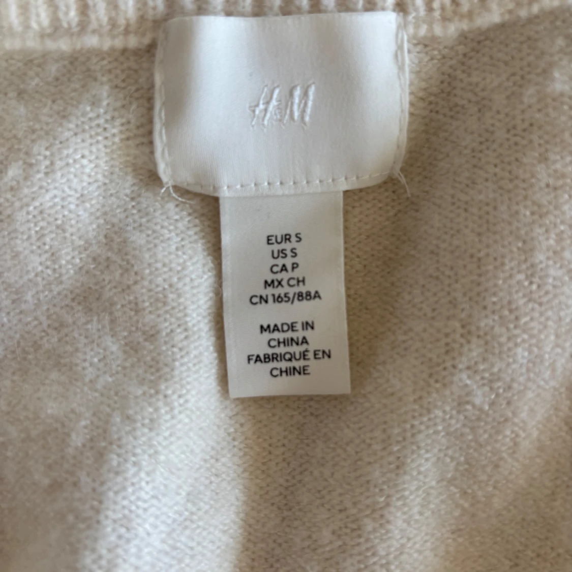 Pärlprydd beige kofta från H&M - 3