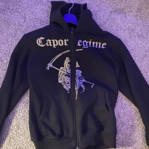 Rain Stone zip hoodei - Rhinestone tröja från costino några pärlor fattas