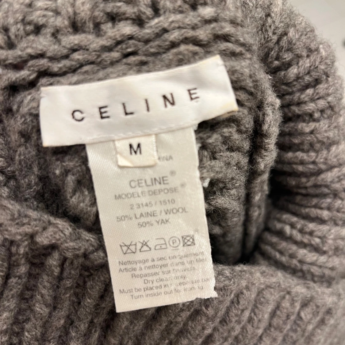 Grå stickad polotröja från Celine - 3