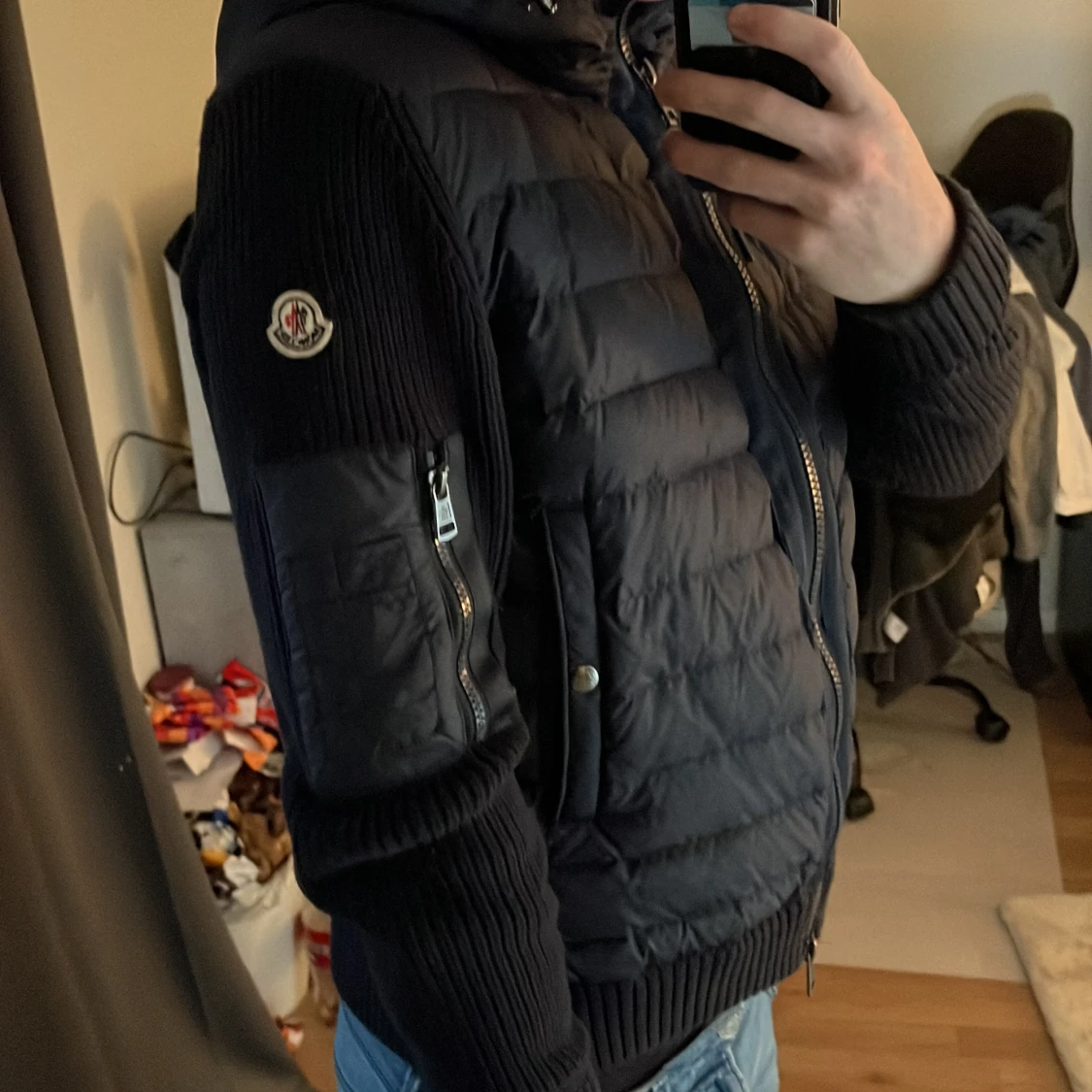 Mörkblå cardigan  från Moncler med huva - 1