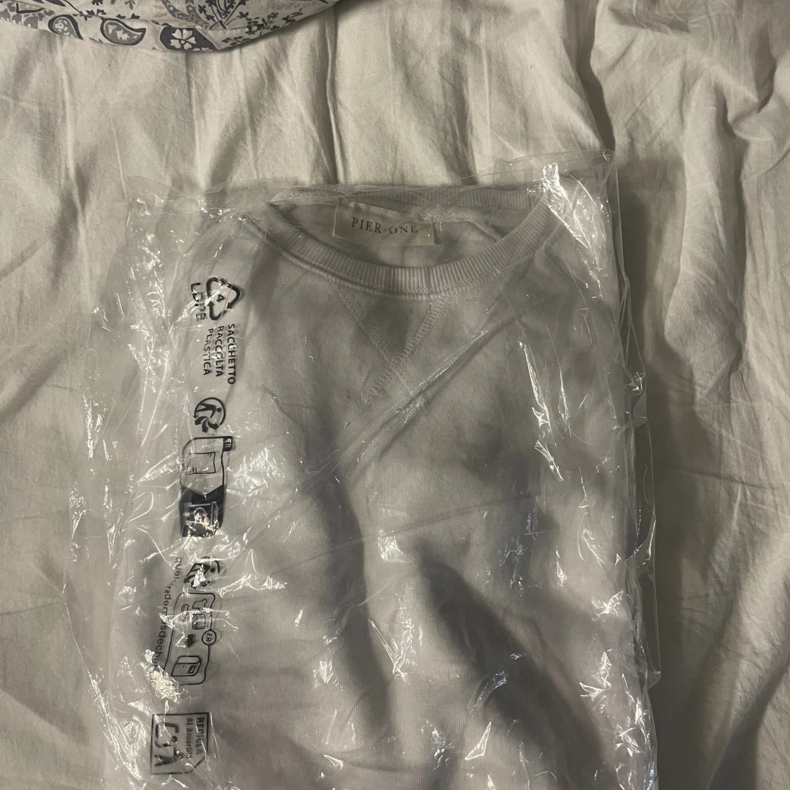 Vit sweatshirt från Pier One - 2