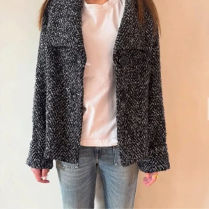 Höstjacka - Köpt från UF-företag. Toppen skick!