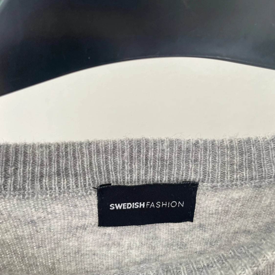 Ljusgrå merinoulltröja Swedish Fashion - 1