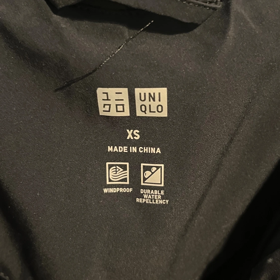Svart pufferjacka från Uniqlo  - 2