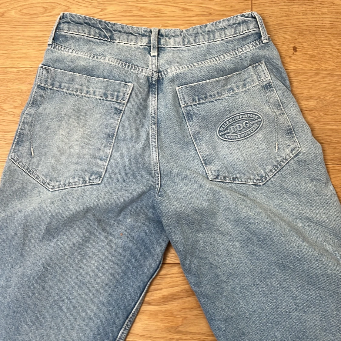 Ljusblå wide jeans från Urban outfiters BDG - 3