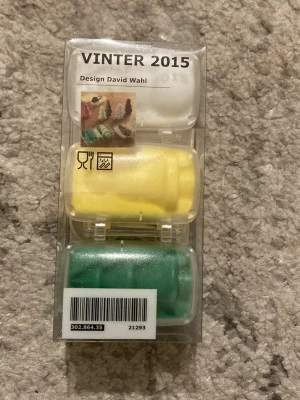 Färgglada formar - Tre olika färgade formar från vinterkollektionen 2015, designad av David Wahl. Frakten är ca 22-100kr beroende på vikten på produkten . Kontakta mig om du vill köpa.