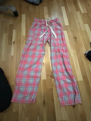 Pyjamas byxor XS - Mjuka och sköna bland annat varma👍