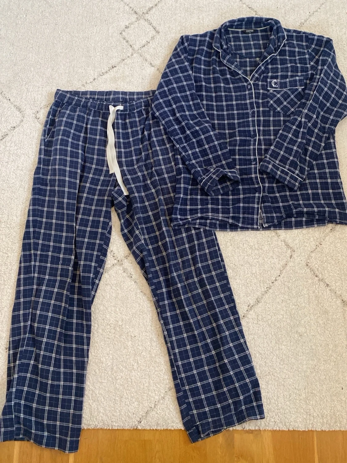 Blåvit rutig pyjamas från Change