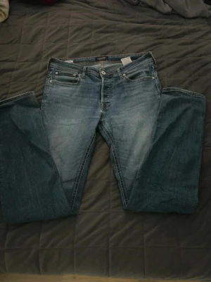 Jack & Jones jeans - Jack and Jones byxor, w30 L34