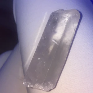 Bergkristall spets  - Äkta bergkristall spets, priset kan diskuteras 💕
