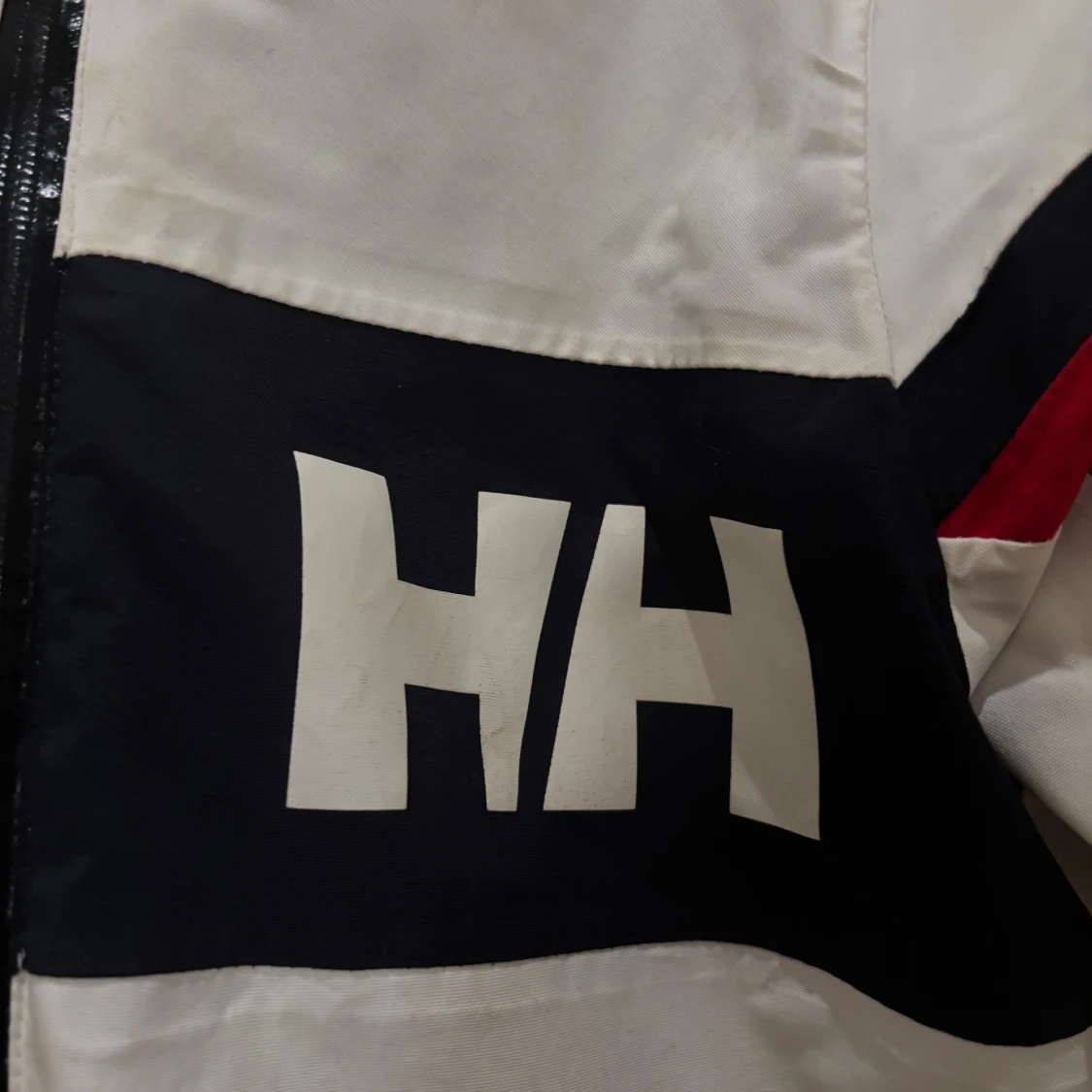 Helly Hansen vit vindjacka med huva - 1