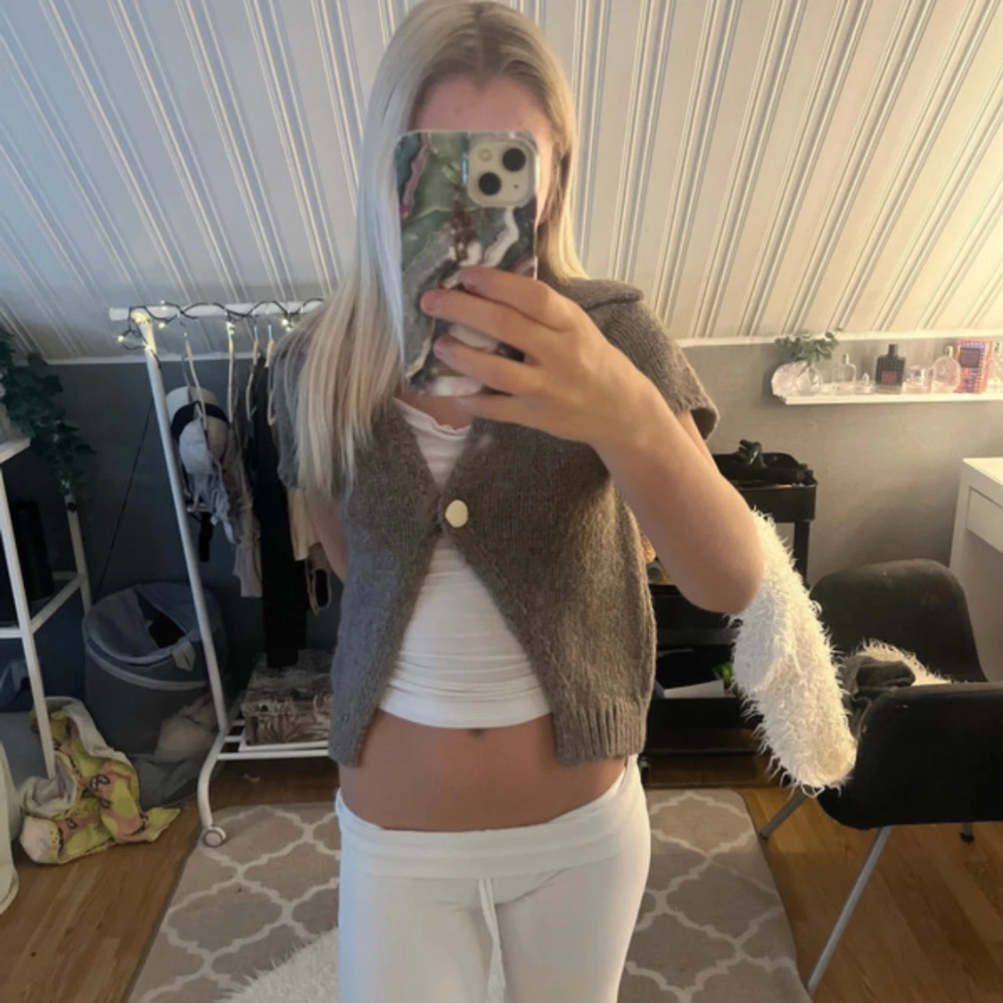 Stickad brun väst från Zara