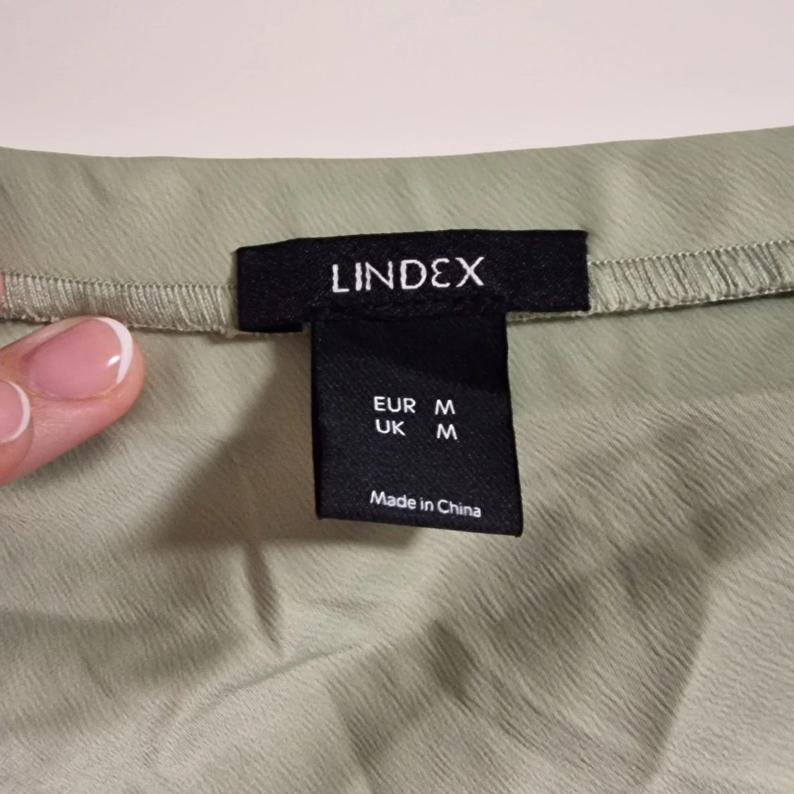 Ljusgrön kjol från Lindex - 2