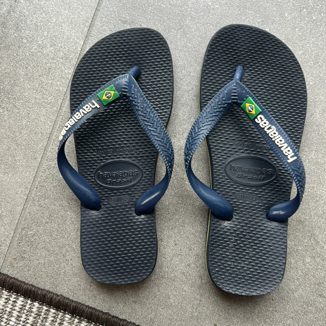 Blå Havaianas flip-flops