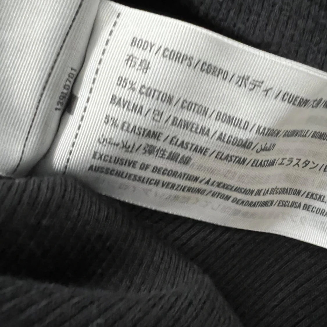 Svart spetsdetaljerad linnetopp Abercrombie - 4