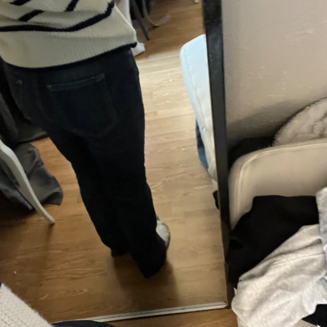 Mörkblå bootcut jeans från Lindex - 2